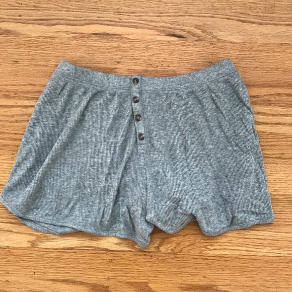 Madewell Shorts - Picture 2 of 4